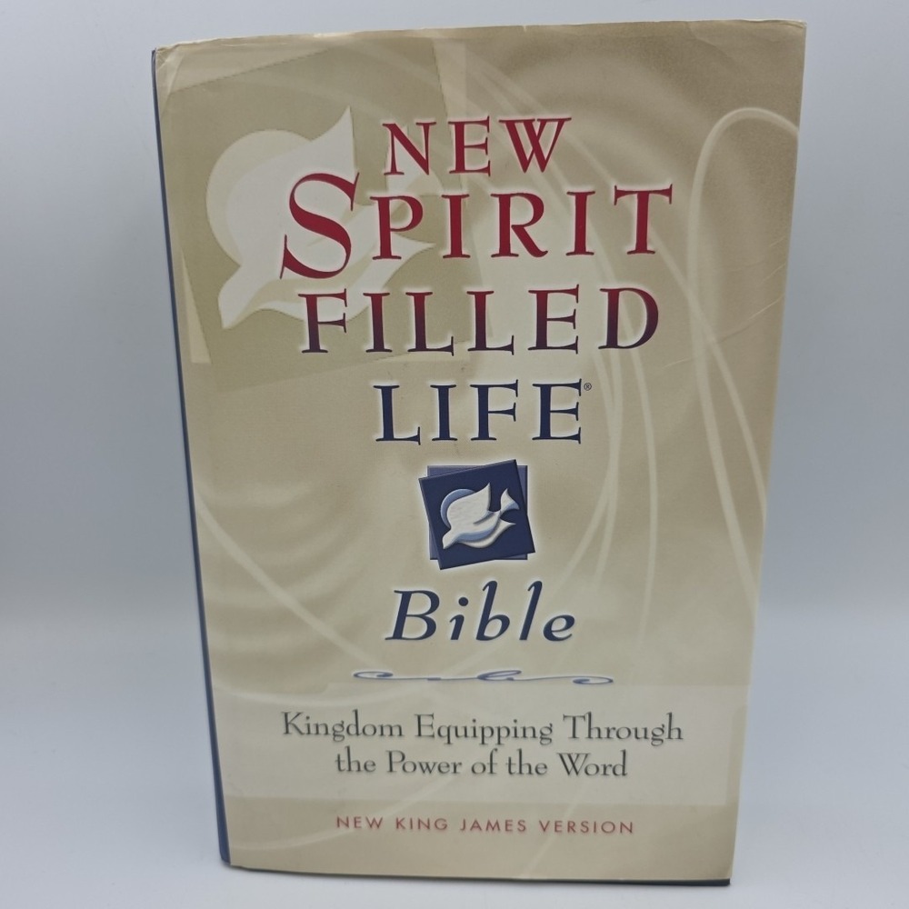 New Spirit Filled Life Bible: Kingdom Equipping Through the Power of the Wor...